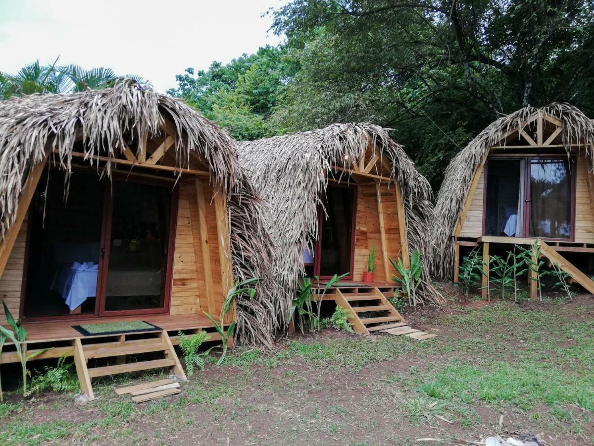 Bodhi Santa Catalina Hostel Exterior photo